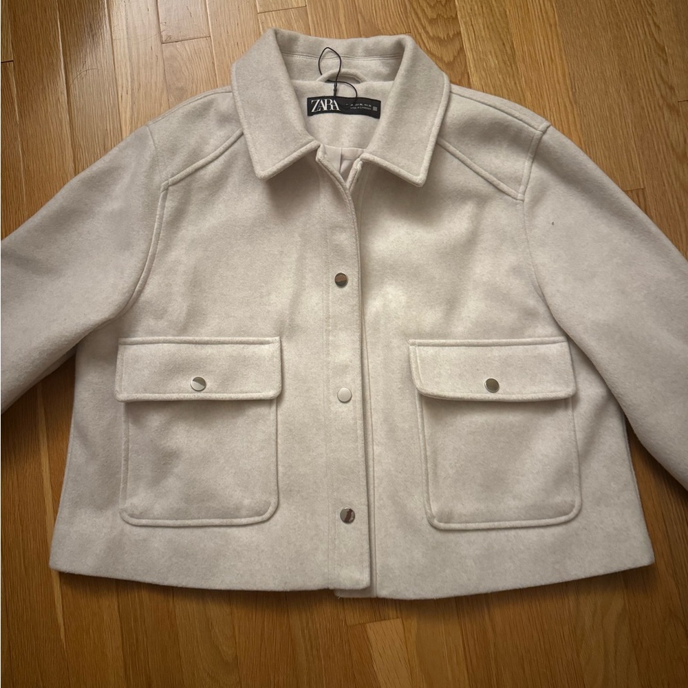 New - Zara Cream Utility Jacket with Relaxed Silhouette